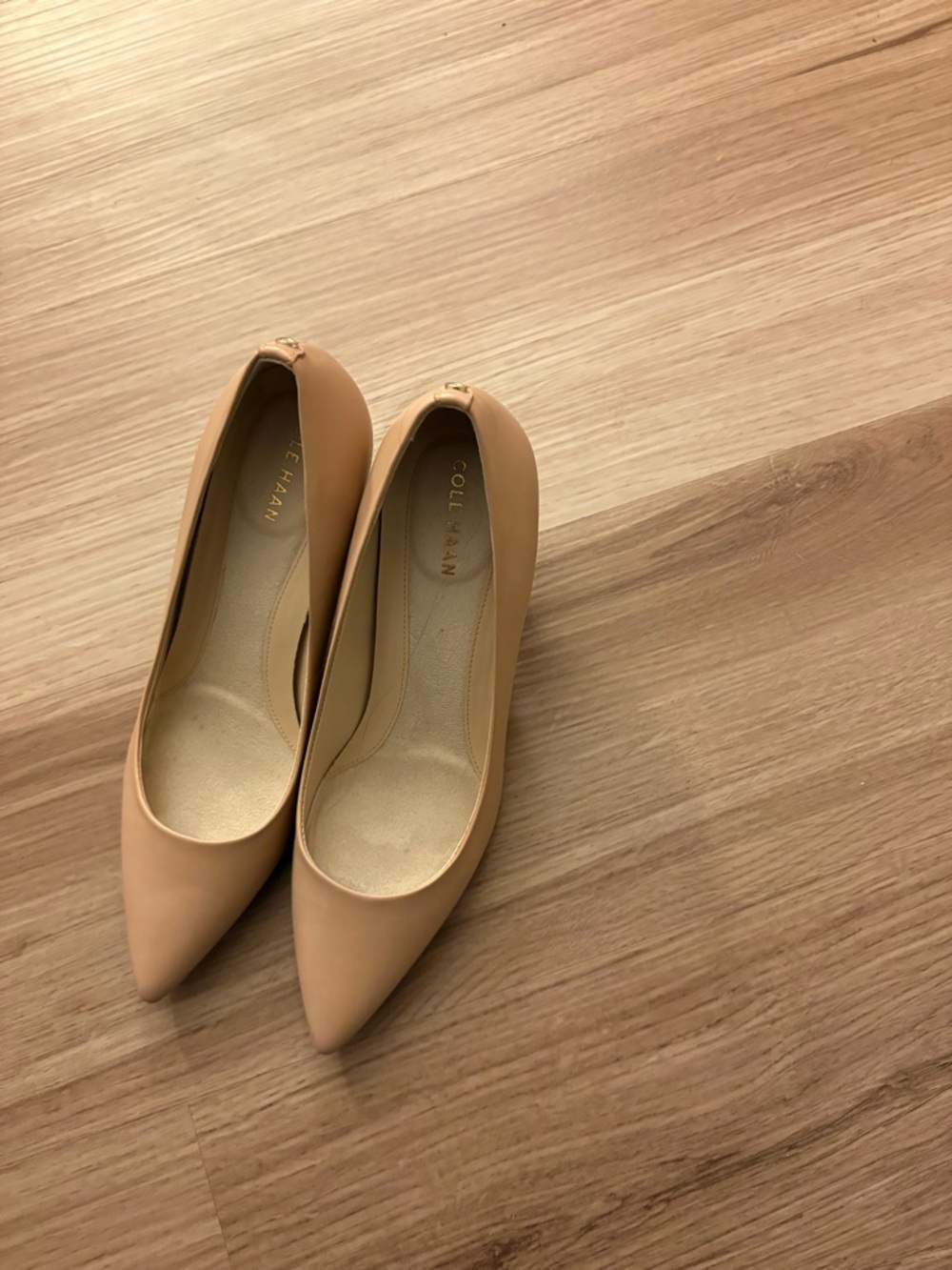 Cole Haan Tan Pointed-Toe Leather Pumps - Picture 4 of 5